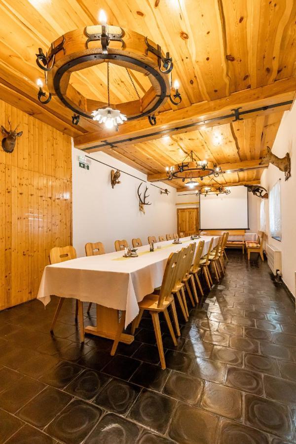 Horsky Hotel Rajska Bouda Malenovice  Exteriör bild